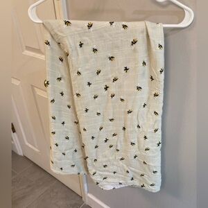 Milkbarn baby receiving blanket Bee pattern bamboo cotton blend